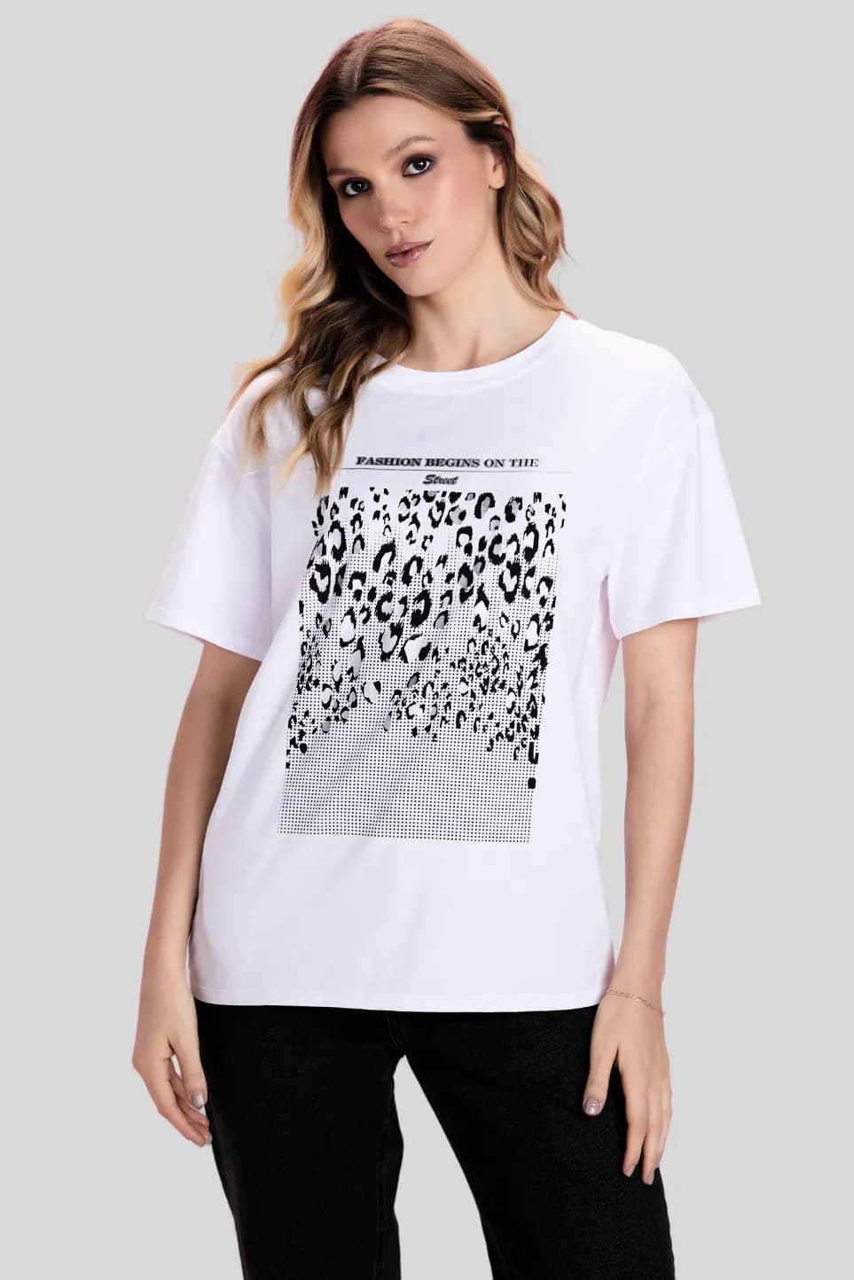 Leopard — T-shirt con print — foto 1